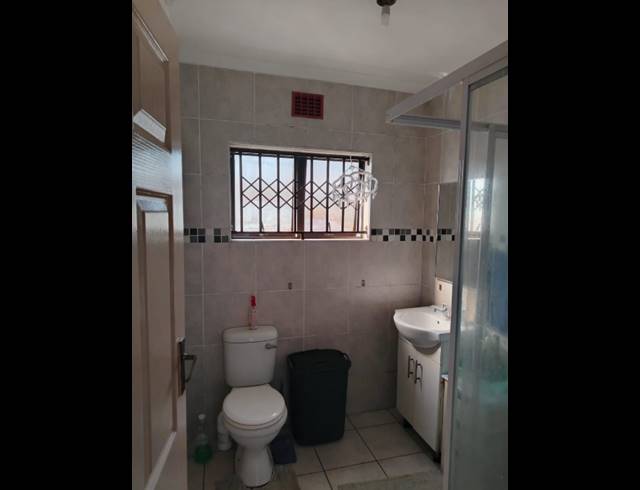 2.5 BEDROOM HOUSE FOR SALE IN MEREWENT